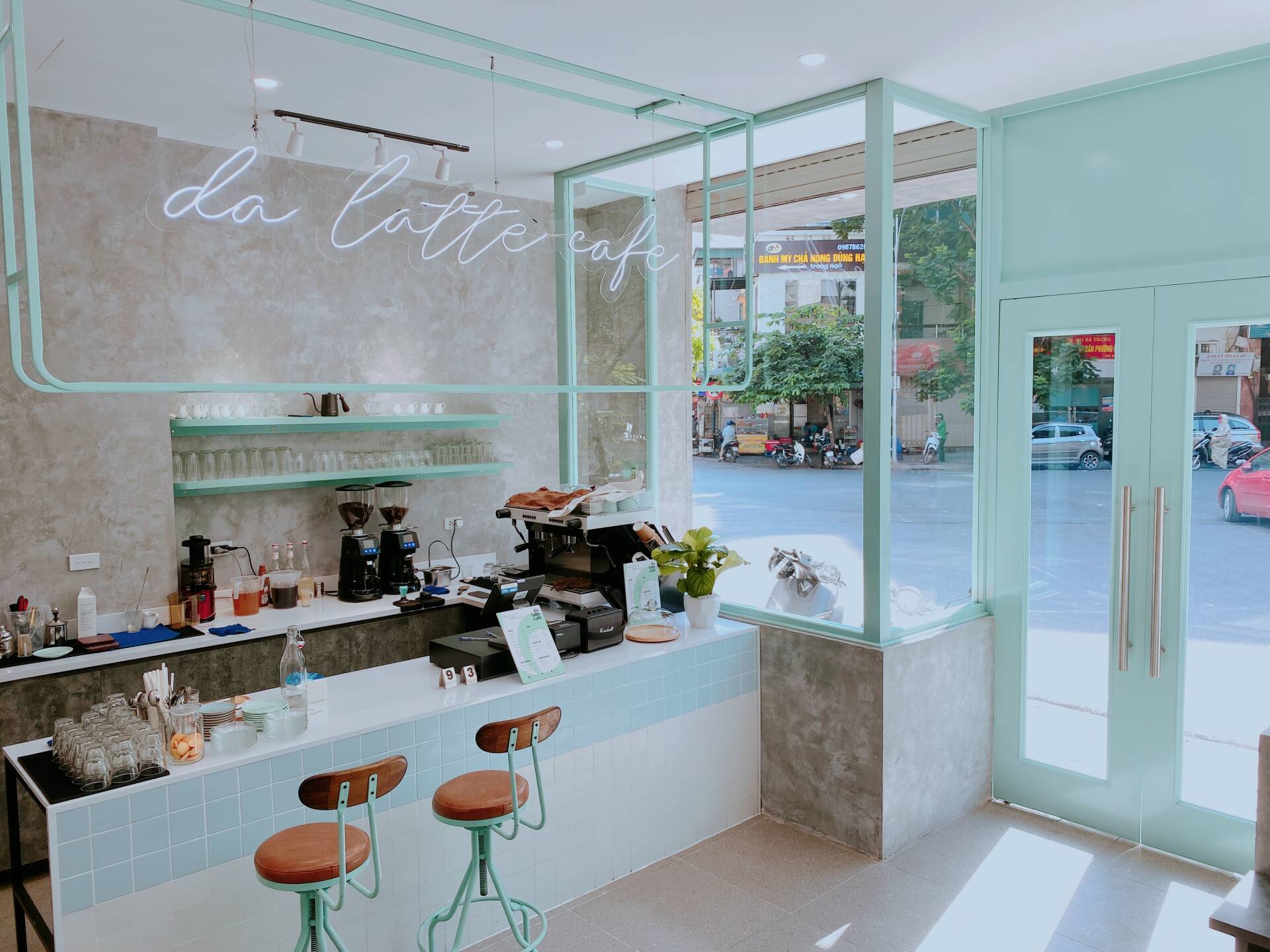 Da Latte Café - Ghé thăm quán cà phê xinh xắn sẽ khiến bạn “bỏ quên” âu lo ngoài kia
